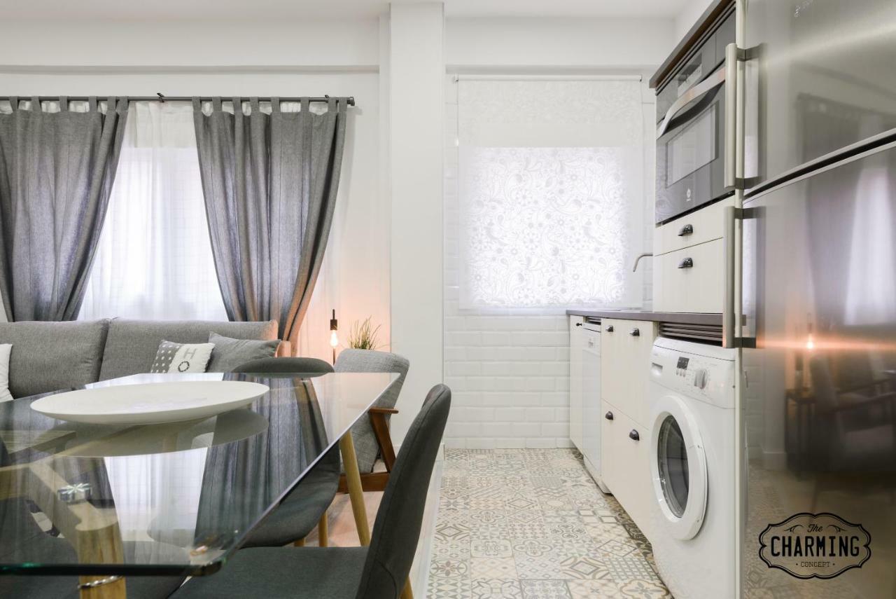 Charming Puerta De Toledo Apartment Madrid Exterior photo